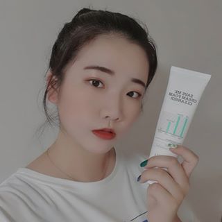 혜민 on Instagram: “⚡로하셀세이브미폼클렌저 ⚡ . . 💫미세먼지세정및 피부정화 💫피부정화에 도움을 주는 모링가씨앗 💫피부데미지케어 및 진정의 수크랄페이트 💫15가지 유해성분🙅‍♀️🙅‍♀️ . . 실제로 미세먼지때문에 외출후에 피부가 굉장히 많이 상했었는데 사용후에…”