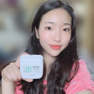 ㅆᴀʏ on Instagram: “(생얼주의) 로하셀 세이브 미 크림 이용해 보았습니다! 피부에 바르면 되게 촉촉하고 쫀쫀해지는 느낌이 들어요!! 제 피부가 요즘 갑자기 나빠지는 바람에 피부과 상담까지 다니고 스트레스 받았는데 피부과 처방연고와 병행해서 발라주니까 연고에만 의존하지…”
