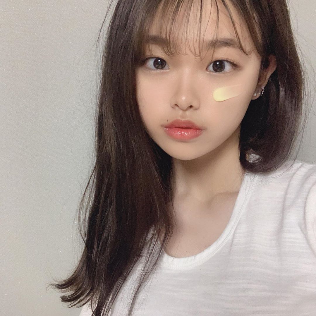 소현 on Instagram: “요거 쓰고 피부 트러블 많이 가라앉음! 😆 . . . . ❣️미세먼지, 블루라이트 유해성분 3중 필터링 기능, 수크랄페이트 성분  #로하셀 #로하셀세이브미 #로하셀세이브미크림 #로하셀크림 #미세먼지차단 #크림추천 #수크랄페이트 #미세먼지…”