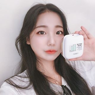 @mo_omo_oddi on Instagram: “미세먼지들이 내피부에서도 활개치고 다닌다.. ㅜㅎㄱ흑흑
로하셀제품 많이써봤는데 역쉬 보습력이 짱!!:0 근데 얘는 미세먼지와 블루라이트를 차단해준다. 개쩔👍”