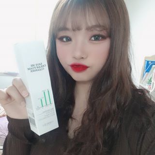 💗채연💗 on Instagram: “미세먼지&메이크업 전부 닦아내는 클렌징 발견🤞🏻 ⠀⠀⠀ 모링가 씨앗이 피부 정화 기능을 하면서 촉촉하게 유지해주고, 수크랄페이트 성분이 피부 진정까지 해준다고 한다. #로하셀세이브미클렌저 로 미세먼지 안녕!  #로하셀 #로하셀세이브미클렌저…”