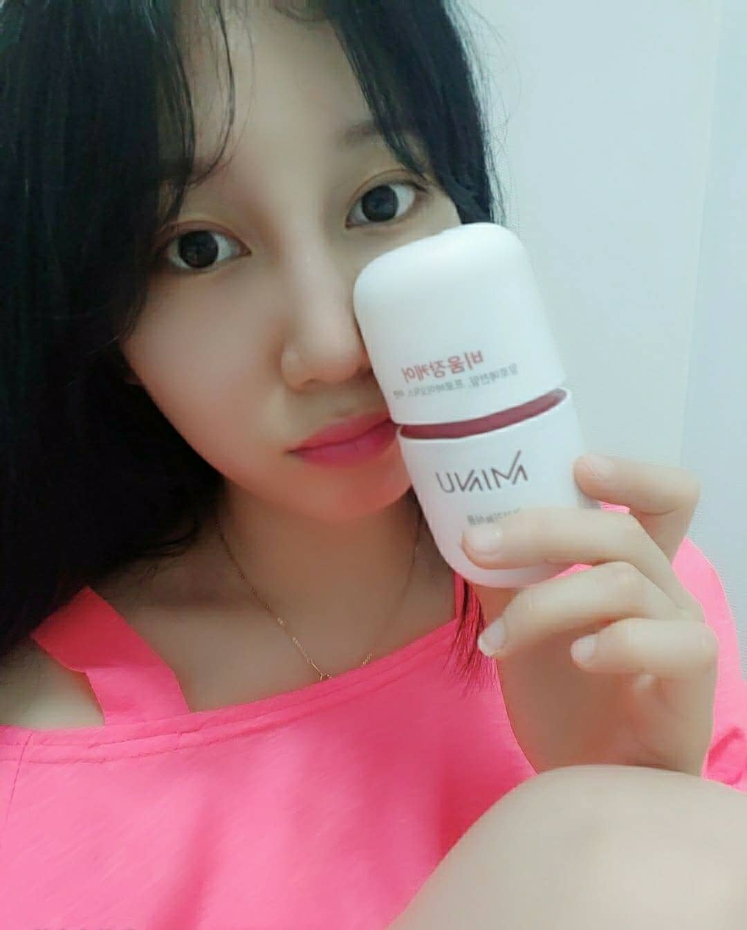 김가윤 💕 on Instagram: “아침에 일어나서 간편하게 한두알 챙겨먹기! - #미누 #선미다이어트  레드큐텐 CLA 코엔자임Q10 💊+비움장케어 - 체지방감소와 항산화건강에 도움을주는 레드큐텐다이어트와 원활한 배변활동과 건강한 장을 만들어주는 비움장케어❗ - 많이먹은날에도 안심이…”