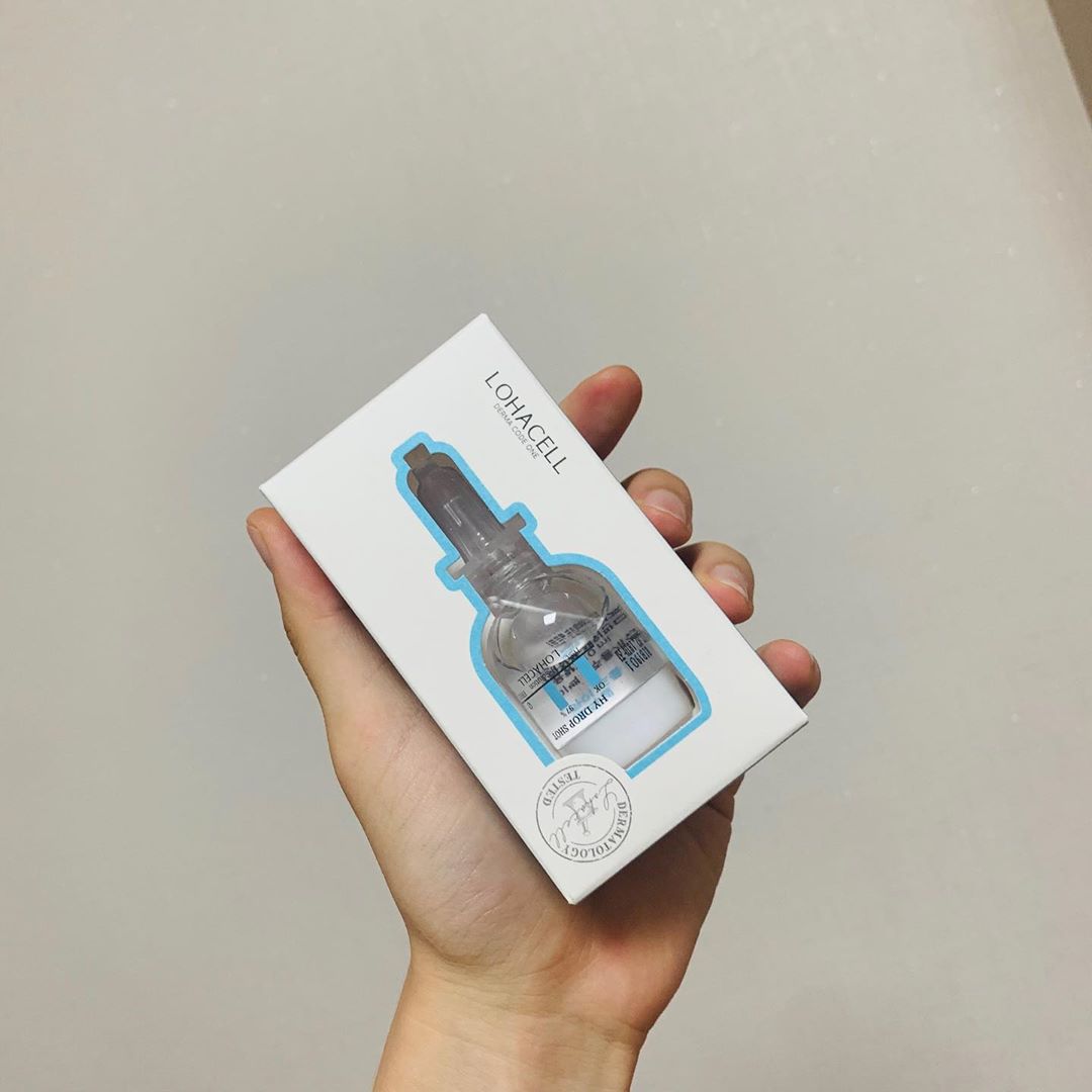 채림 나👸🏼 on Instagram: “뭐이리 귀염뽀짝해 스포이트처럼하는 건데  귀엽구~좋구~간편하구~들고다니기 쉽구~ 누가한번 써볼랭😘 - - - #로하셀 #lohacell #로하셀하이드롭샷앰플 #하이드롭샷앰플 #드롭샷앰플 #로하셀앰플 #수분앰플 #스킨케어 #홈케어 #앰플 #미백…”