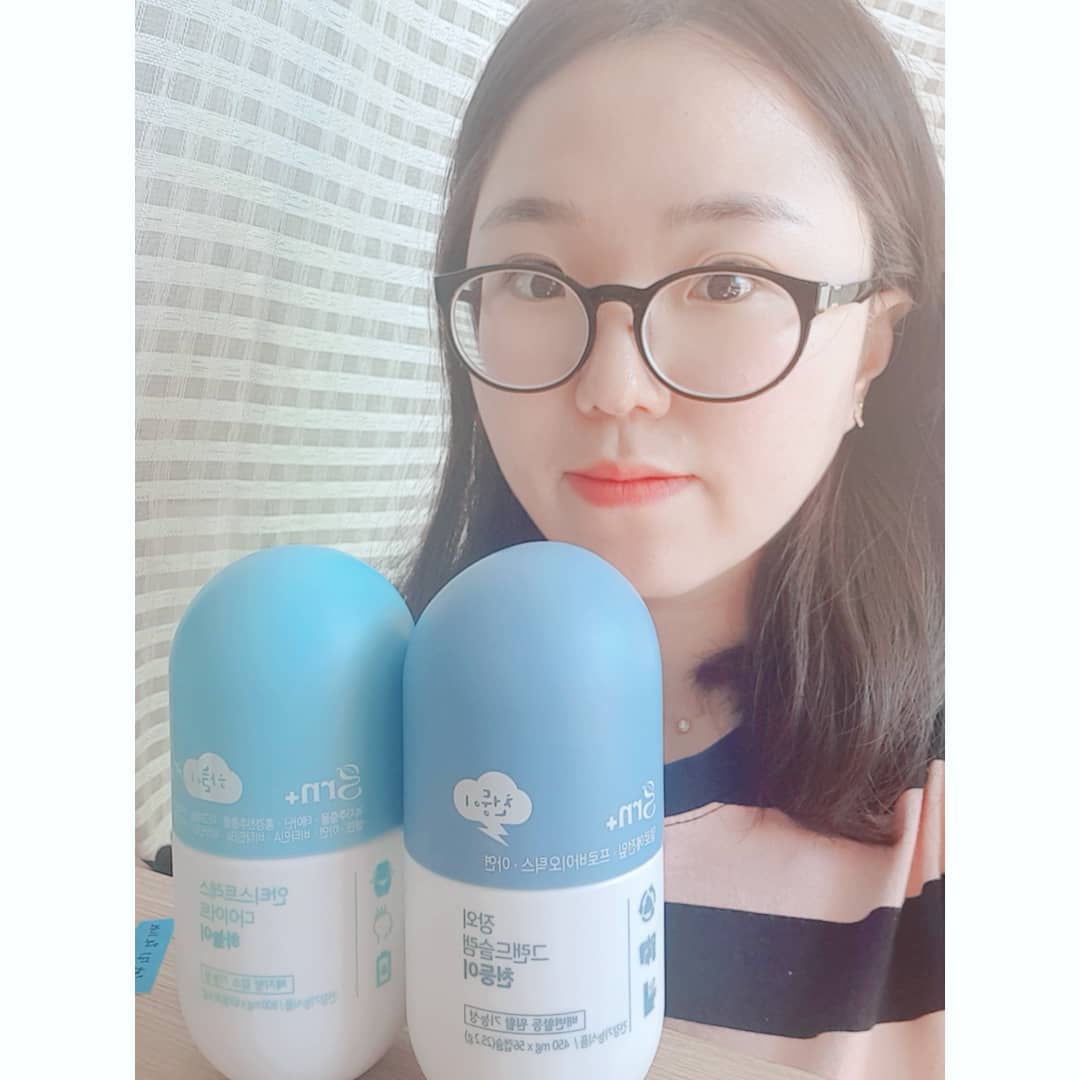 ☁ sᴜɴɴʏ, ʜᴀᴊᴜɴ ᴍᴏᴍ ☁ on Instagram: “평소 기름진 음식 좋아하고 운동은 정말 싫어하는 나를 위한 #다이어트보조제 #GRN #GRN하늘이 #GRN천둥이 #grn하늘이천둥이 #하늘이천둥이 #천둥이하늘이 #지알엔 #지알엔다이어트 . GRN하늘이는 스트레스로 인한 피로에 도움이 되는 홍경천…”