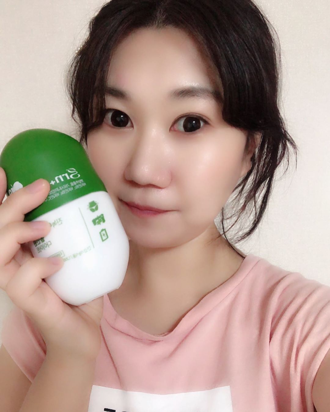 연아❤️ on Instagram: “추석연휴동안 입이 쉴시간이 없구마이!!!..오마이갓!!! 이러면 안돼!! 맛있는걸 먹을수록!! 필수품!! 다이어트엔 GRN 이지요! 분홍이랑초록이는 먹어봤는데 진녹이는 처음!! 진녹이 하나만 먹어서 편하다! . 분홍이랑초록이는 효과를 봤던 제품이라…”