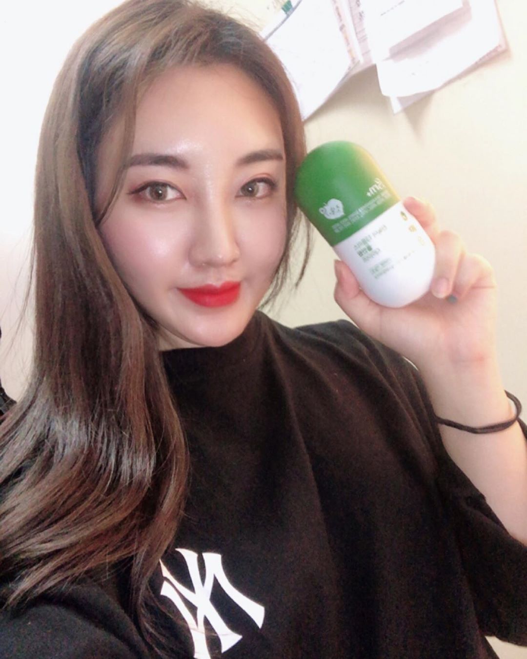 수진 on Instagram: “맛있는 음식도 부담없이 먹는 요즈음 내몸 부담을 주지 않으면서 #건강 하게 체지방감소에 도움을 주는 진녹이 GRN 진녹이가 찐이구나~~ 맨날 맨날 지니고 댕기는 중🙋🏻‍♀️ . . . . #일상 #일상스타그램 #좋아요 #다이어트 #체중관리 #GRN…”
