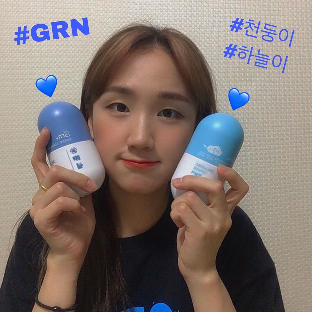 리루룐 #나는야블로거 on Instagram: “➡️ GRN 천둥이⚡️하늘이🌥 . 🌩 자면서 하는 다이어트 💊 ☁️ 몸의 밸런스와 힘을 얻고 싶을 때🌀 ☁️ 천둥이로 배변활동 🆙🆙 (프로바이오틱스 등등 성분 포함) ☁️ 하늘이로 스트레스✖️ + 에너지 얻기🙌 . #GRN #GRN하늘이…”