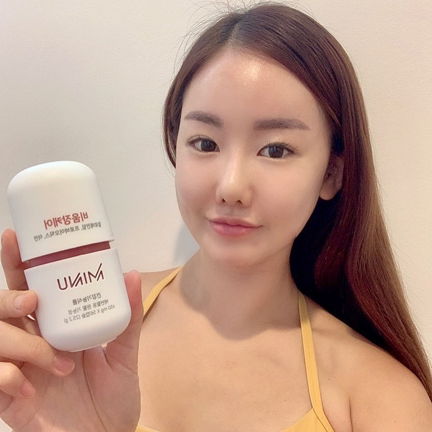 필라녀🌷마니언니 on Instagram: “오늘 나는 어제 알람을 오후로 맞춰놓고 😱😱 자는 바람에 늦게 일어 나심 😅😅😅 하루를 아주 짧게 쓰고 있는중🤦🏻‍♀️ㅋㅋㅋㅋㅋ 이번주부터 추석에 찐 살 빼려고  미인은 아니지만 미인들이 먹는 것 같이 써논  제품 도움을 받을 예정 👸🏼✨ 왜냐면…”
