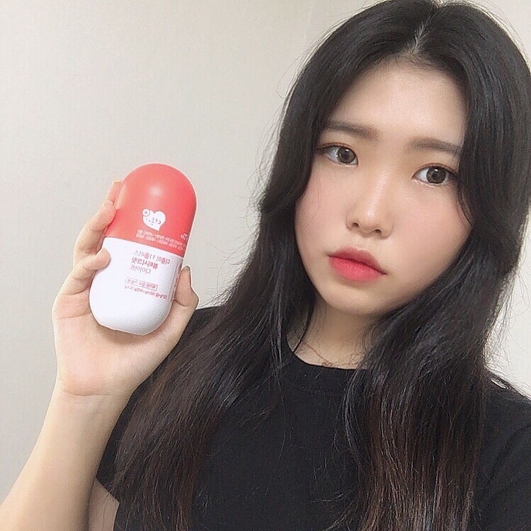 박은진 on Instagram: “🌟GRN 다홍이🌟 GRN 다홍이는 체지방 감소에 도움이 될 수 있는 CLA(공액리놀레산) 와 월경 전 변화로 인한 불편한 상태를 개선하는데 도움을 준다고 합니당❣️다이어트약이아닌 보조제이기때문에 부작용이 없다는게 장점!! 잦은 회식이나 기름진음식…”
