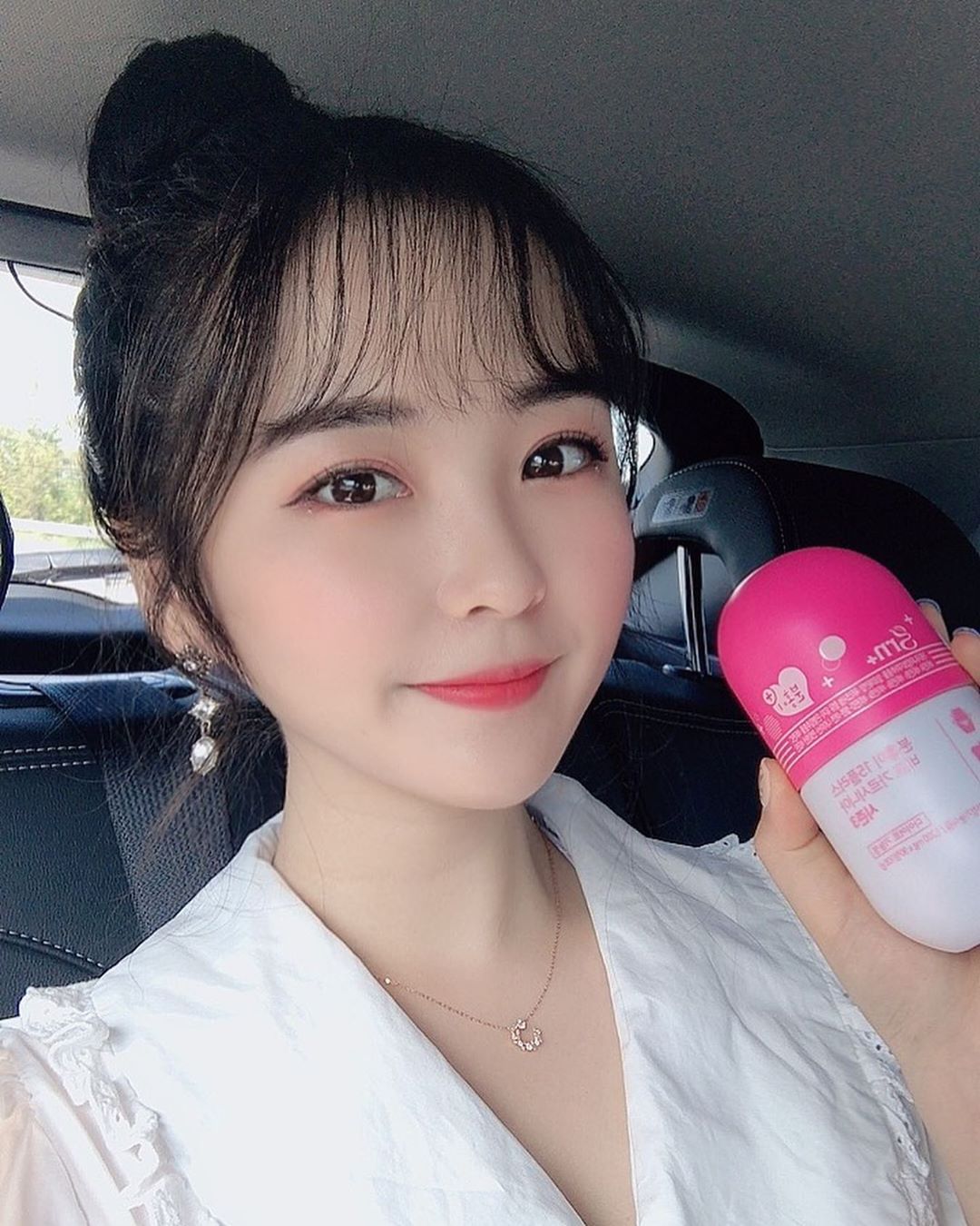 소연 on Instagram: “시즌 3로 업그레이드되면서 냄새도 안 나고 맛도 안 써진 분홍이 초록이🙂다시 다이어트 시작해야겠다😆 . . @grn_green  #GRN #GRN초록이 #GRN분홍이 #초록이 #분홍이 #지알엔 #분홍이초록이시즌3 #초록이분홍이시즌3 #지알엔다이어트…”