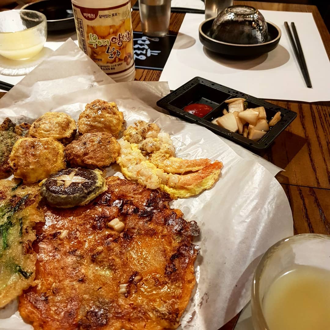 모임장소 한참찾다 온 #풍류별당
술종류 진짜많다
없는막걸리가없네요
.
.
#판교맛집 #판교막걸리 #판교술집 #판교역맛집 #판교모임장소 #막걸리맛집 #막걸리안주 #전집 #맛집스타그램 #막걸리스타그램