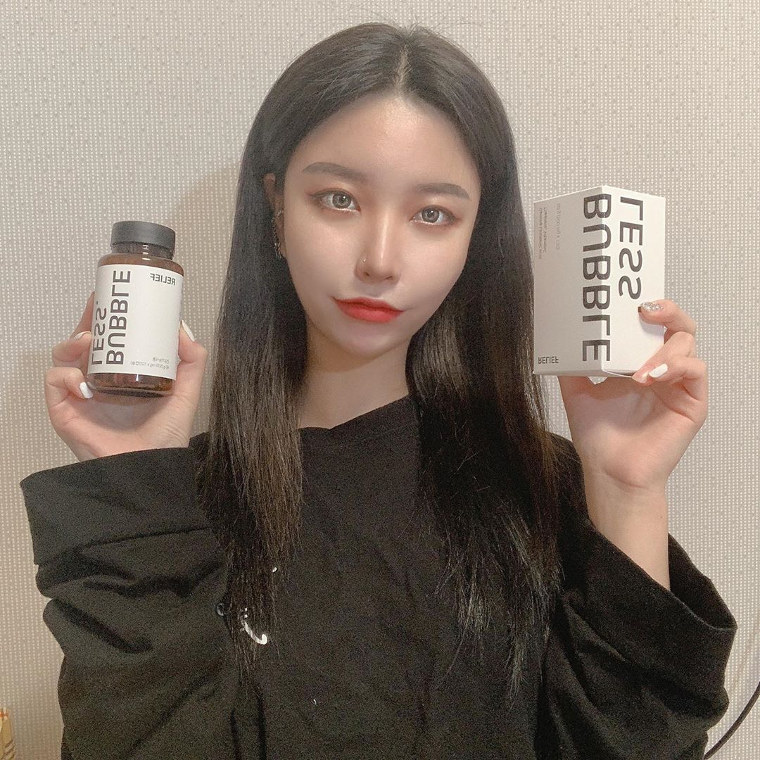 ʏᴇ_ᴊɪ on Instagram: “월경전 증후군 퇴치는 버블레스 릴리프🖤 월경전 증후군에는 짜증,신체붓기,식탐,감정조절 등 짜증나는 요소가 너무많아요(T^T)  저도 생리직전만 되면 예민해져서 아무것도 하기싫었는데 감마리놀렌산 함유로 지금은 생리전에도 기분ɢᴏᴏᴅ🙋🏻‍♀️ 생리전에…”