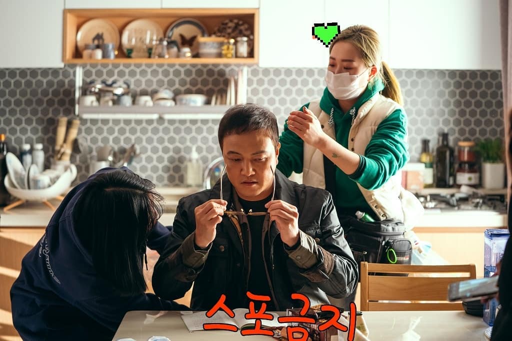 💚YEJI_Greenish💚 on Instagram: “예지는 열일중👊 스틸언니 사진 감사합니다💚 . 일하면서 몸관리하기 2탄!! 아침으로 하나 든든히! 또는 야식 땡길때 하나! 폭식,과식 습관버리고 건강한식습관으로 몸관리하기🤗 지퍼백디자인에 빨대도 같이오니까 넘나간편 ㅜㅜ . . #일상 #일스타그램…”