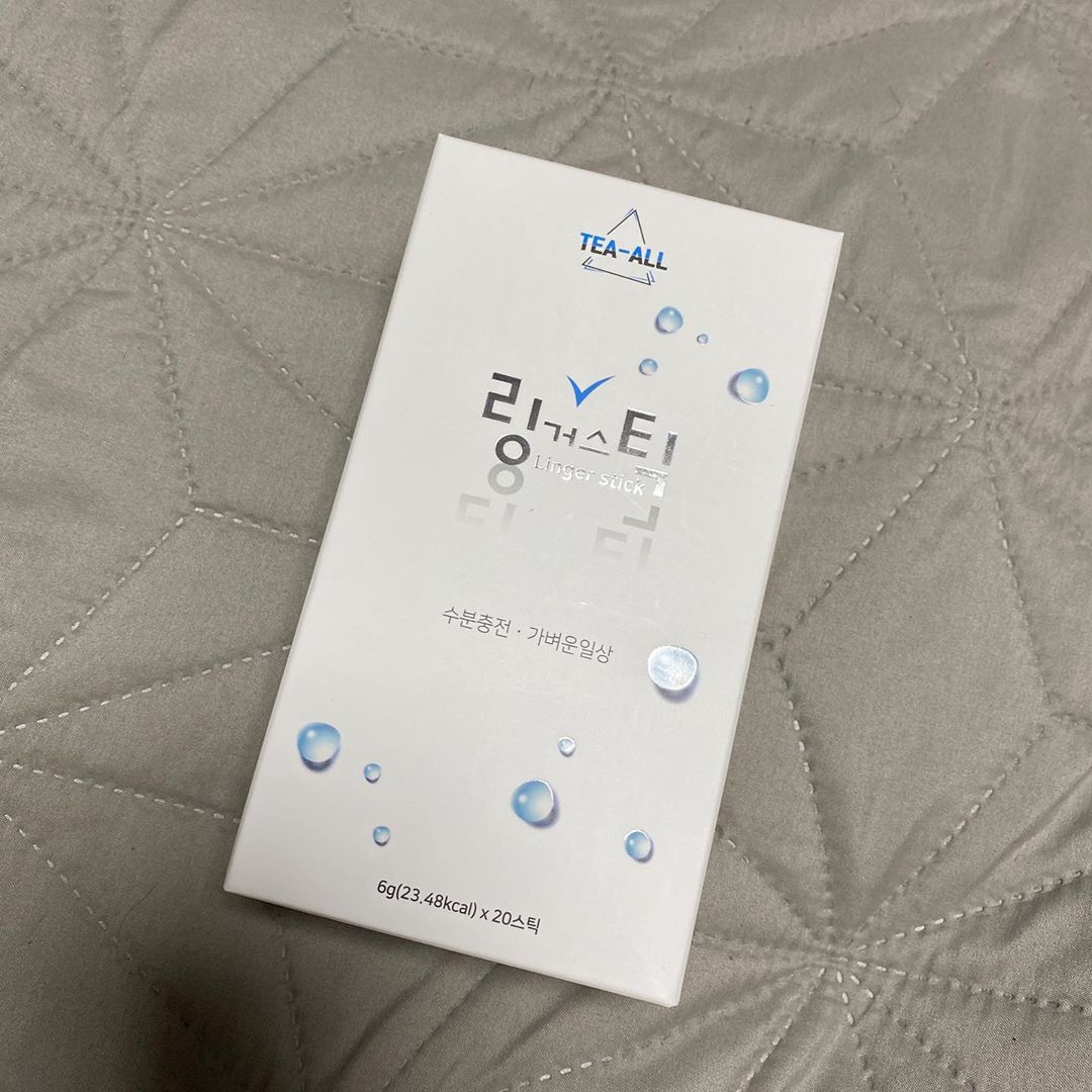 이하린’s Instagram post: “티올 링거스틱
-
예비맘인 나도 먹구 ﻭ 일하면서 힘든 울 신랑 먹구 ♥️ 물에 1포 섞어 마시기만 하면 되서 너무 좋당 ㅎㅅㅎ 맛은 이온음료 느낌인데 맹물먹기 힘든데 너무너무 죠타✨”