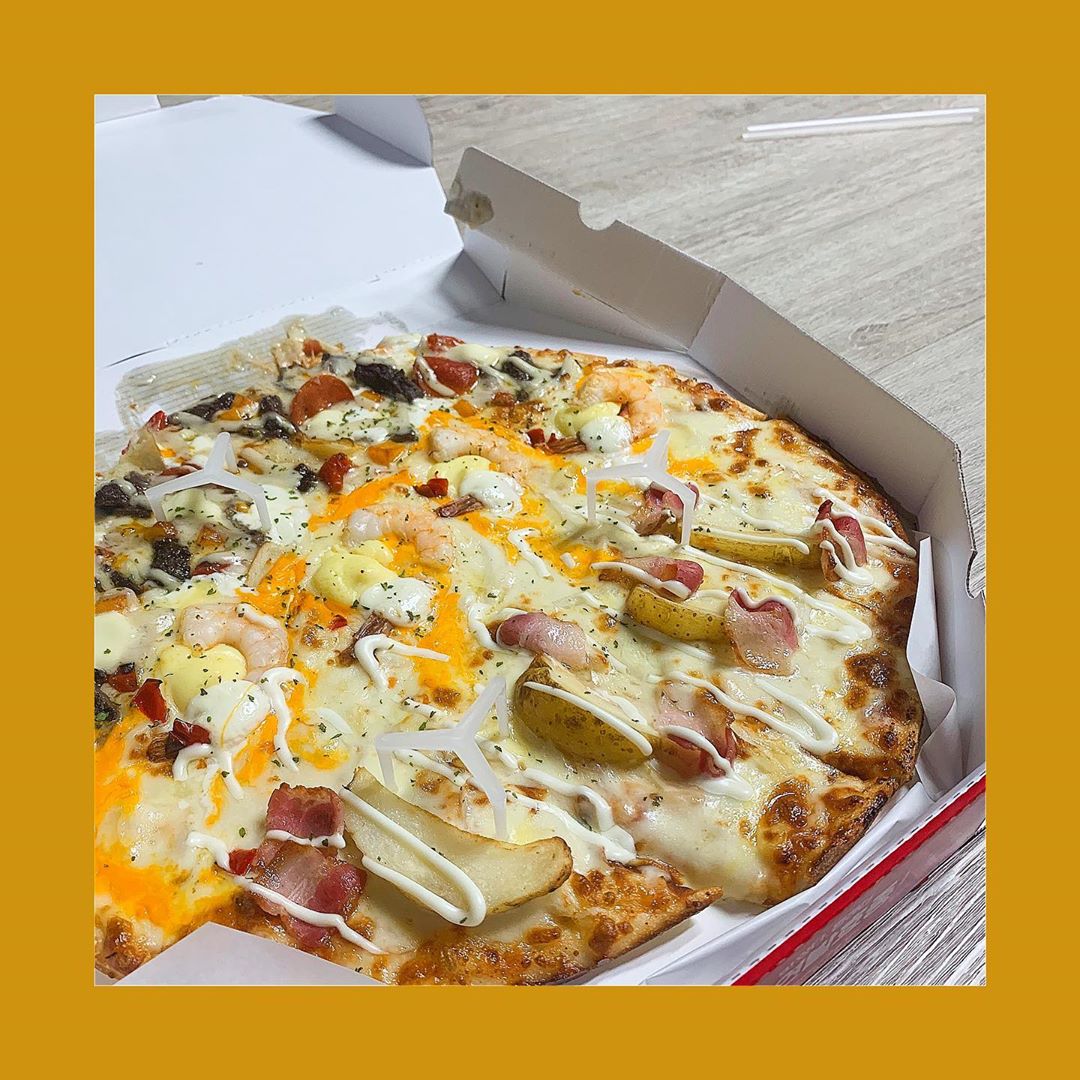 잍잍 _ eat it on Instagram: “미스터미자 _ Mr.Pizza 미쳤다 🤭 미스터피자가 30주년을 맞이했다아! 미스터피자ᄋ