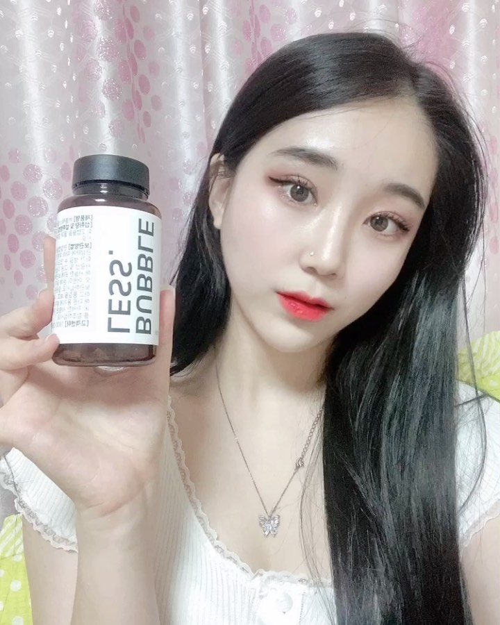 201 Likes, 4 Comments - 李允美 (@yiyun_mi) on Instagram: “월경전 변화에 의한 불편한 상태 개선에 도움을 줄 수 있는 '감마리놀렌ᄉ...
