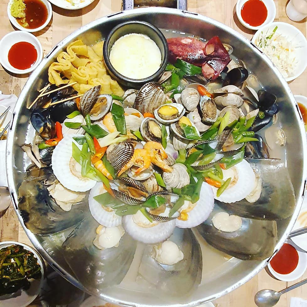 이때만 해도 행복했지....(아련)

#택이네조개전골#구디맛집#구디#직장인그램#직장인스타그램#회식스타그램
