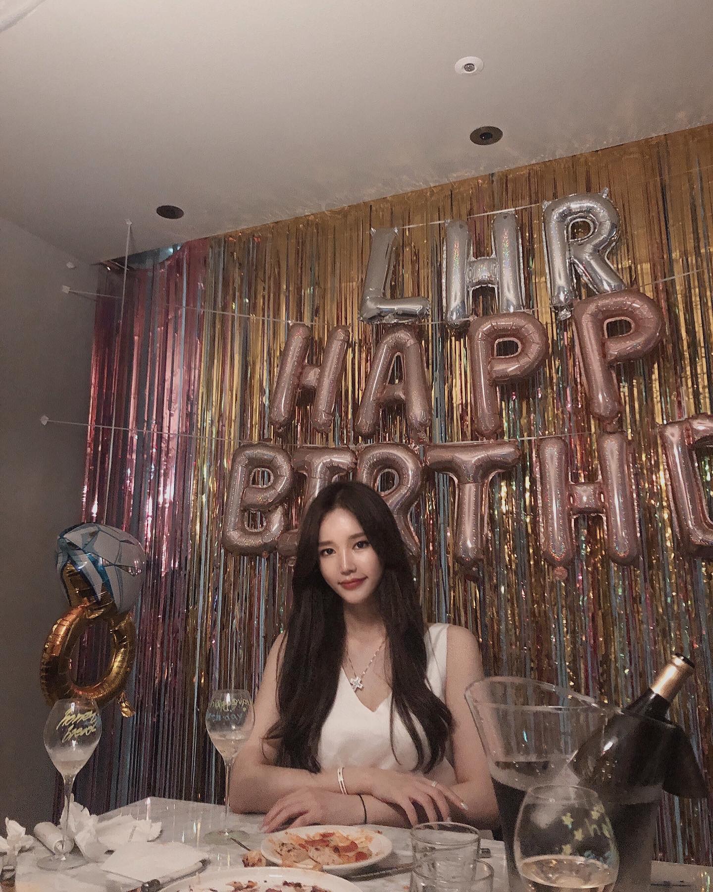 행복했던 7월 19일이 끝나가요🥰
내 사람들 모두 너무 고맙고 내가 더 잘할게🧡