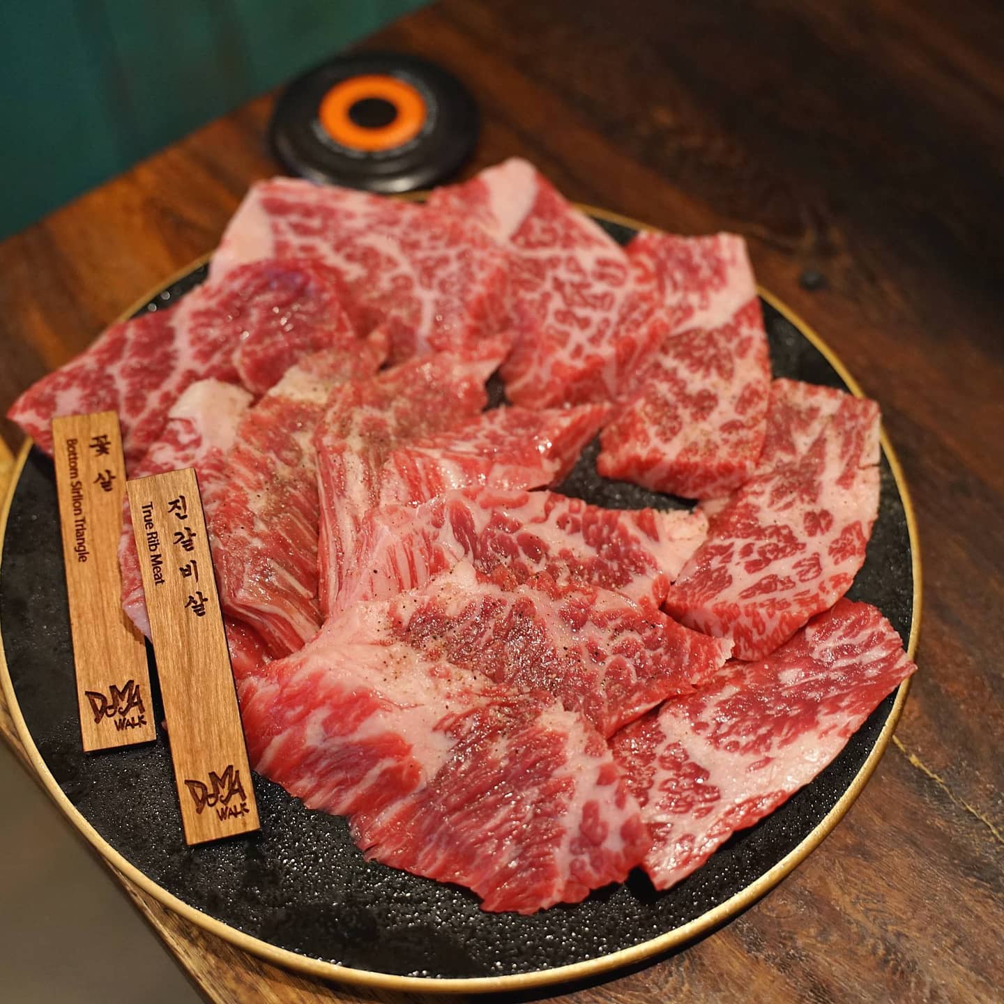 내 최애 고깃집❤
도마 중림점
소고기만 먹는 나에게
최적화된 맛집 쵝옹!!!

_
_

마약된장찌개는
진짜 꼭 먹어야함!

_
_

중림뿐아니라. 홍대.인사동.안국동에서
이미 소문난 맛집이람니당! 쿄쿄😝

_
_

#중림동도마 #중림동맛집 #만리동맛집 #서울역맛집 #충정로맛집 #충정로역맛집 #중리단길 #서울로맛집 #서울로7017