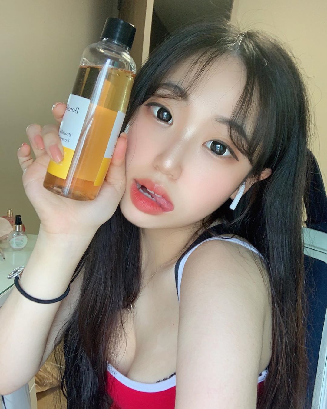 🎗조아름(+21) on Instagram: “💦보나쥬르 프로폴리스 토너 💦 . 건성인 나한테 너무 잘 맞는 토너에요 ^_