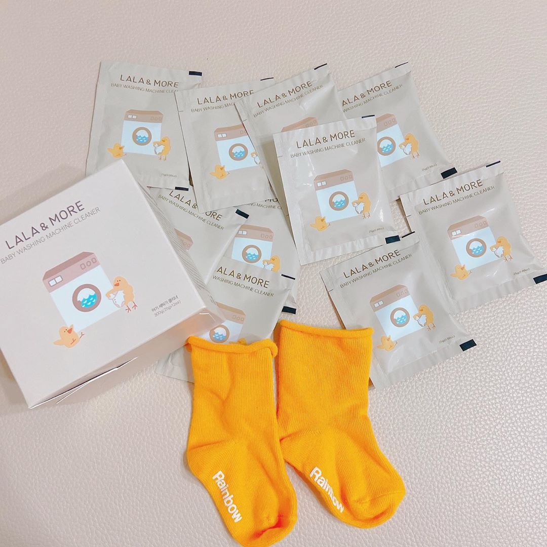 하투맘•ᴗ• ෆ하랑👧🏻 하린👶🏻 on Instagram: “⠀ ⠀ 라라앤모어 세탁조클리너라니🙊 아기세탁기로 아이들꺼 세탁하는데 아기세탁기는 먼지필터가별로없어서