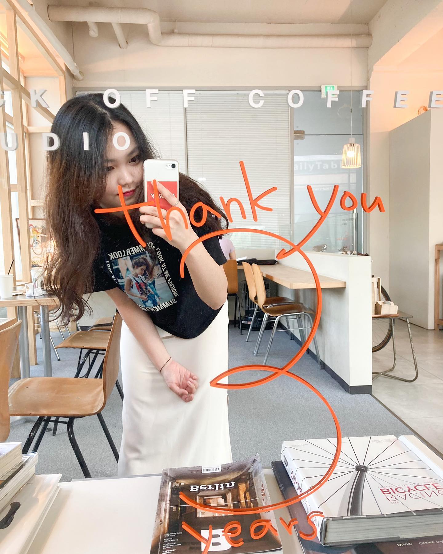 내 이마에 O

저번주에 엄마랑 갔던 카페
친절하게 해주세요 (´°̥̥̥̥̥̥̥̥ω°̥̥̥̥̥̥̥̥｀)
.
.
.
#솔쨩의일상