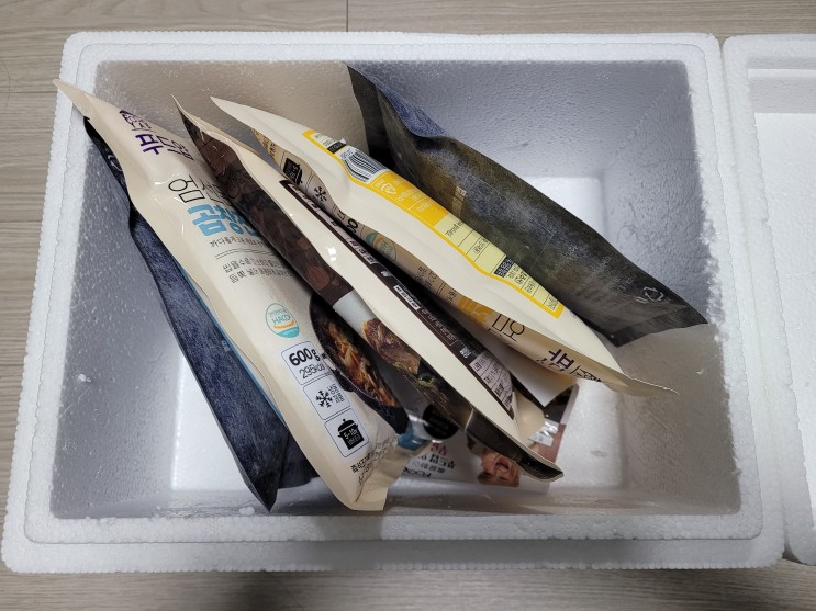 푸드얍 간단한아침국으로 즉석국 자취생에게 추천 / 갈비탕, 곱창전골, 설렁탕