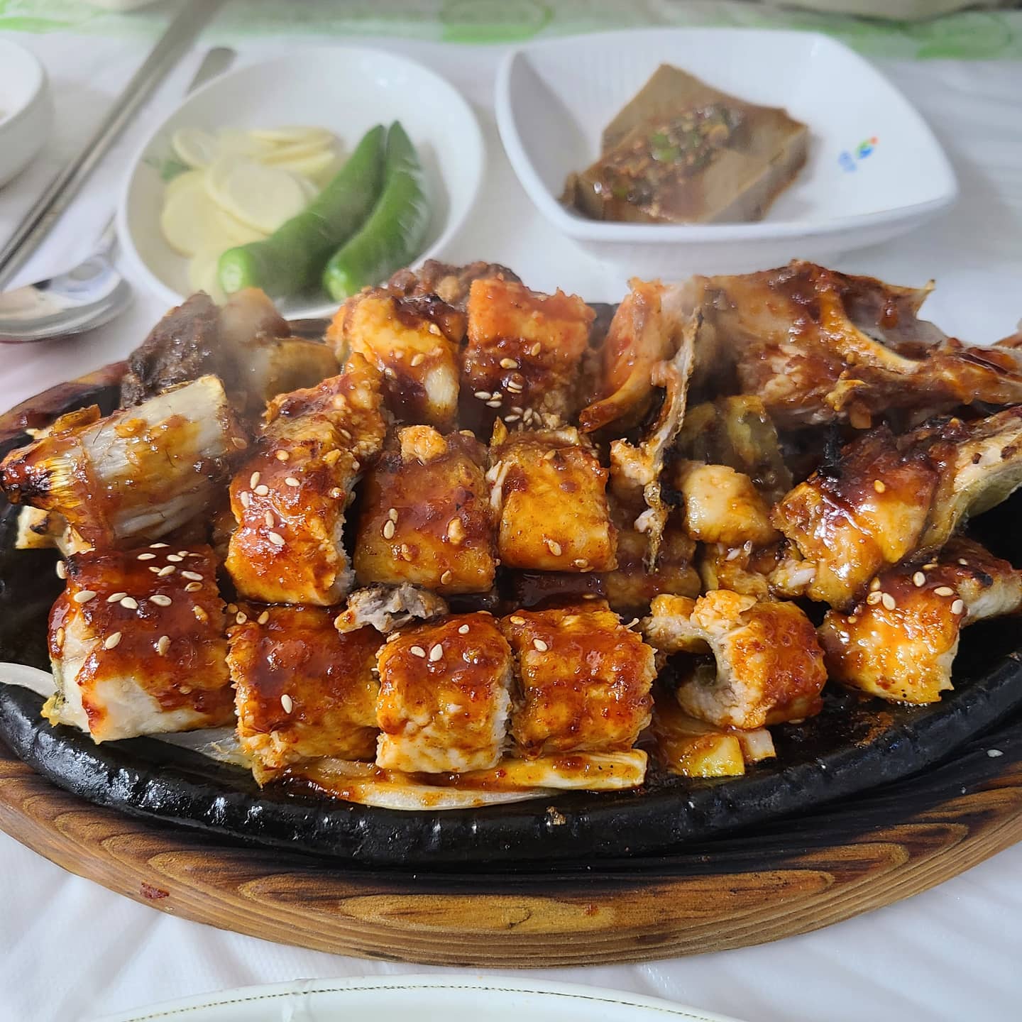 N행시
여수시 어항단지로21 자매식당 장어양념구이 

자 자메즈
매 매드클라운
식 식케이
당 당신의 스타일은? 

#N행시 #저녁식사 #여수맛집 #어항단지로맛집 #자매식당 #장어구이맛집 #장어탕맛집 #장어구이 #양념구이 #여수여행 #비와서 #호텔콕