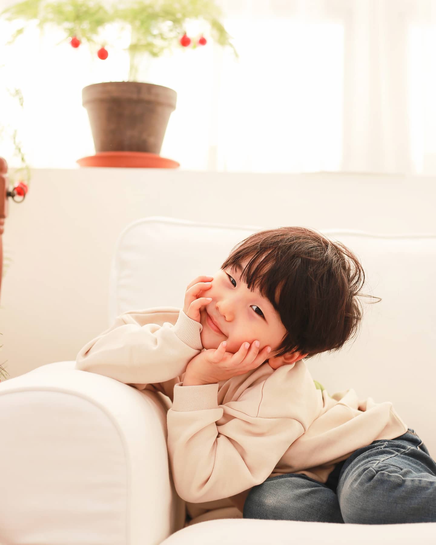 🧒🏻 #첫줄
⠀
⠀
⠀
오빠미 뿜뿜 하는 사진 ❣
⠀
자연광 속에서 자연스럽게 촬영된 모습  너무 예쁘다 😊

⠀
⠀
⠀
⠀
⠀
⠀
🧒🏻 jun.07.08  #아역배우 #김연준
📷 heavenlydays_  #헤븐리데이즈 
❤ studio.youroom  #유어룸
⠀
⠀
⠀
⠀
⠀
⠀
⠀
⠀
#귀여운아이 
#6살
#피팅모델
#키즈화보 
#컨셉촬영