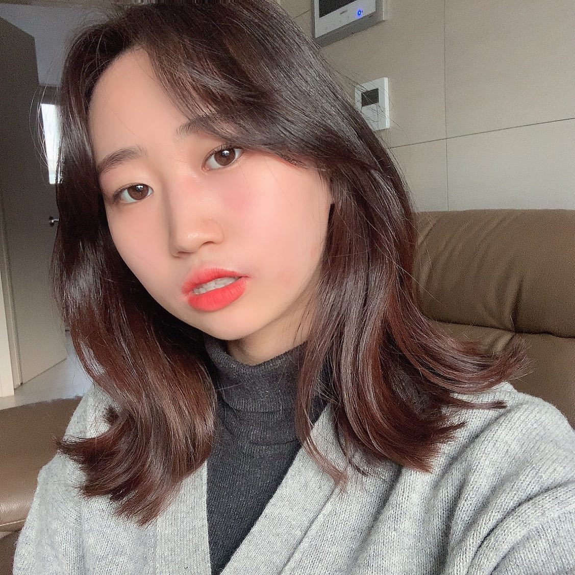 2020년 기대했는데 허무하게 지나가서 아쉬운 해인거같다 2021년은 좋은일이 넘쳐나길!🎉