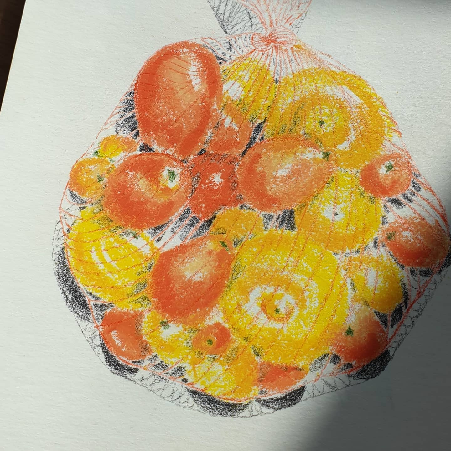 🧡💛 손그림도 종종 그려야지:)

#오늘의그림 #dailydrawing #드로잉 #draw #drawing #illust #illustration #illustration_daily #파스텔 #pastel #색연필일러스트 #colorpencil  #드로잉스케치 #drawingsketch #그림 #drawing#그림계정 #그림계정맞팔 #fff #f4f