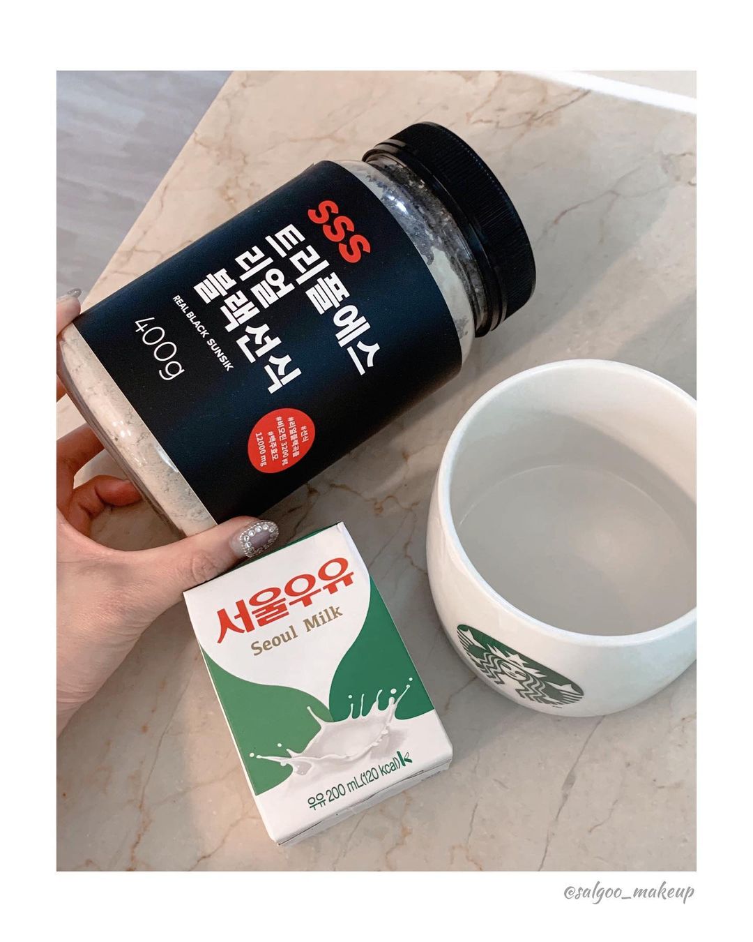  “#협찬 호다닥 바쁜아침 🏃🏻‍♀️🏃🏻‍♀️! 아침밥 챙겨먹기 참 힘들주😭 요즘 텀블러에 선식 호로록 ~ 만들어 챙겨 나오는데 참…”
