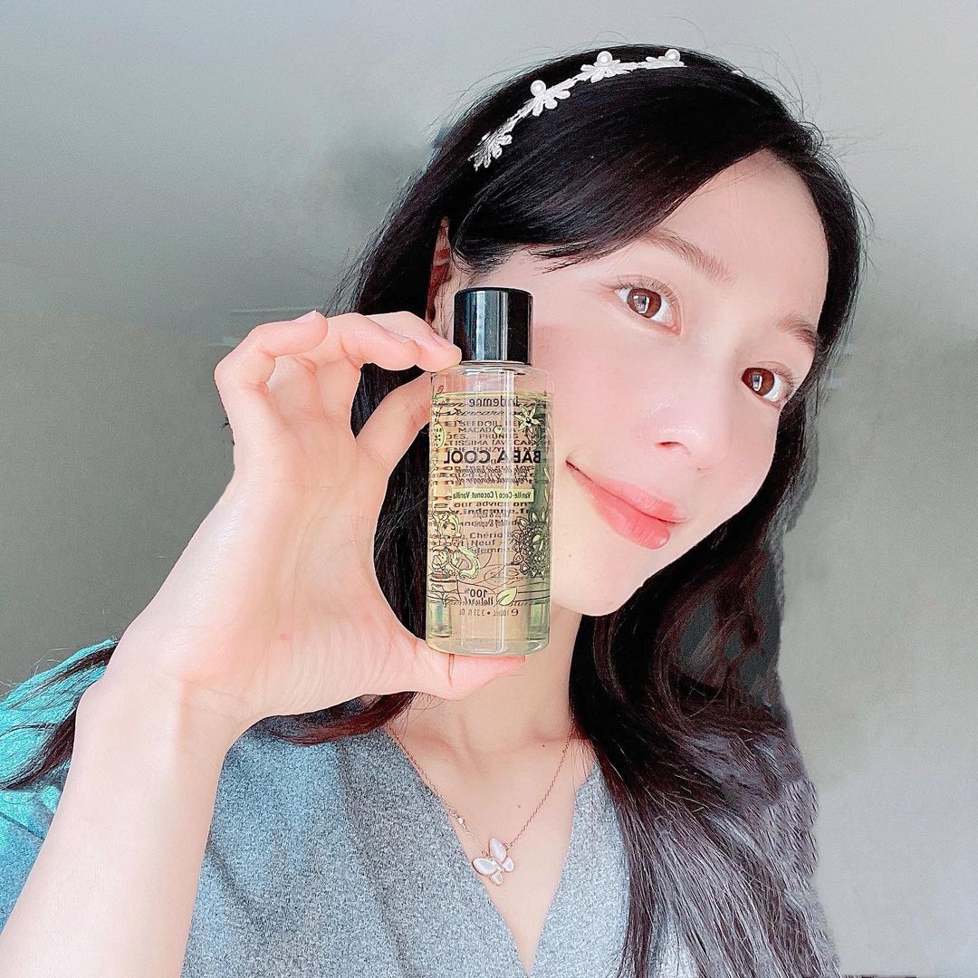  “#협찬 자연에서 만든 오일향수 코코넛바닐라향⭐️ 프랑스 메디컬 브랜드 엥뎀은 에센셜오일 스킨케어재창조해 예민피부를…”