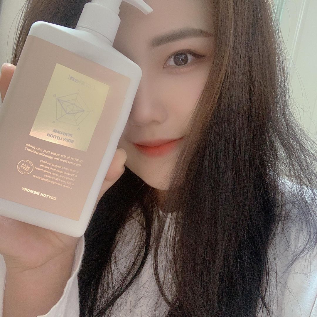  “#포맨트 #forment #포맨트향수 #안소희향수 #포맨트바디워시 #포맨트바디로션 #포맨트퍼퓸샤워 #향좋은바디로션추천 . . 안소희 향수로 유명한 포맨트 바디워시&바디로션이예용 남자는 방성훈님 향수로 유명하죠??ㅎㅎ 요즘엔 제 최애향수…”