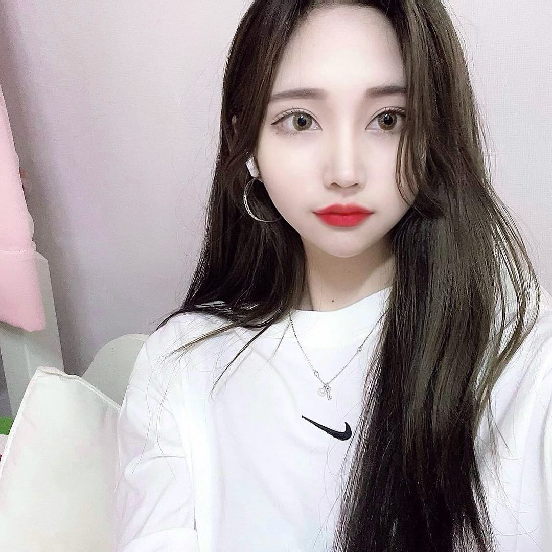  “올리브영에 세타필 진정젤크림이 입점했어요🌟 올리브영 기획전 소식‼️ ✔️진정 젤크림 226g 구매 시, 85g 정품 증정 ✔️정가 22,000원에서 할인된 금액에 구입 가능 제가 건성피부, 예민한 피부라서 순하면서도 부담없이 쓸수있는 진정크림이…”