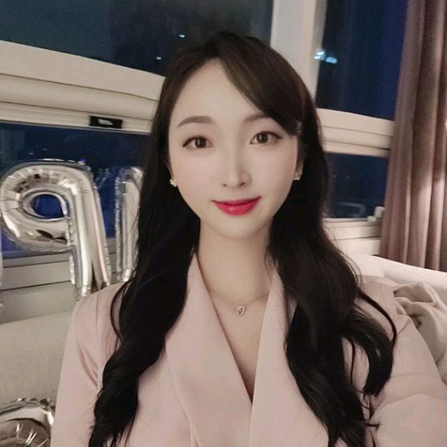  “국내 어느제품보다 오메가3함량이 높은 애견간식 💗 12살이나 된 노견에게는 이제 성분까지 안볼수 없어 선택하게 된 까까 ㅎㅎ . . . #가자요펫 #gaazayopet #가자요펫오메가3 #강아지영양제 #강아지오메가3 #강아지영양제추천 #반려견영양제…”