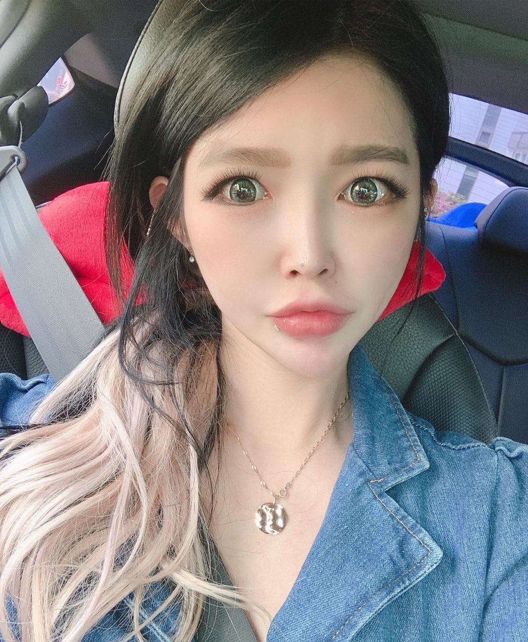 𝗦𝗮𝗲 𝗞𝘆𝗲𝗼𝗻𝗴 ੯•́ ໒꒱ on Instagram: “☁️🌎🐳🦋”