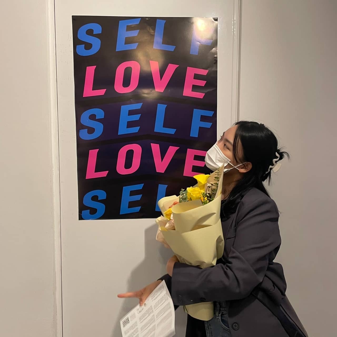 #협찬
나의 모든 날을 사랑해 

#SELF_LOVE #셀럽도다무신사랑 #무신사

아직 끝은 아니지만, 곧 마침표를 찍을 내 처음이자 마지막 전시회⚡
나의 소중한 날을 함께 해준 사람들과 가득 채워준 사람들 모두 감사합니다 🙏🏻