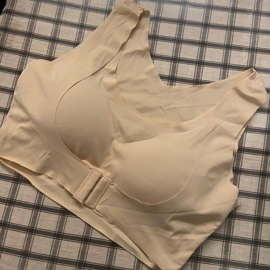 밥줘 BABJWO on Instagram: “🤍바디윌 자세교정브라🤍 인님들 안녕하세요~ 오늘은 자세교정 밴드로 유명한 바디윌에서 새로나온 제품을 소개해드리려고해요! 저도 그렇지만 신경을 쓰지 않으