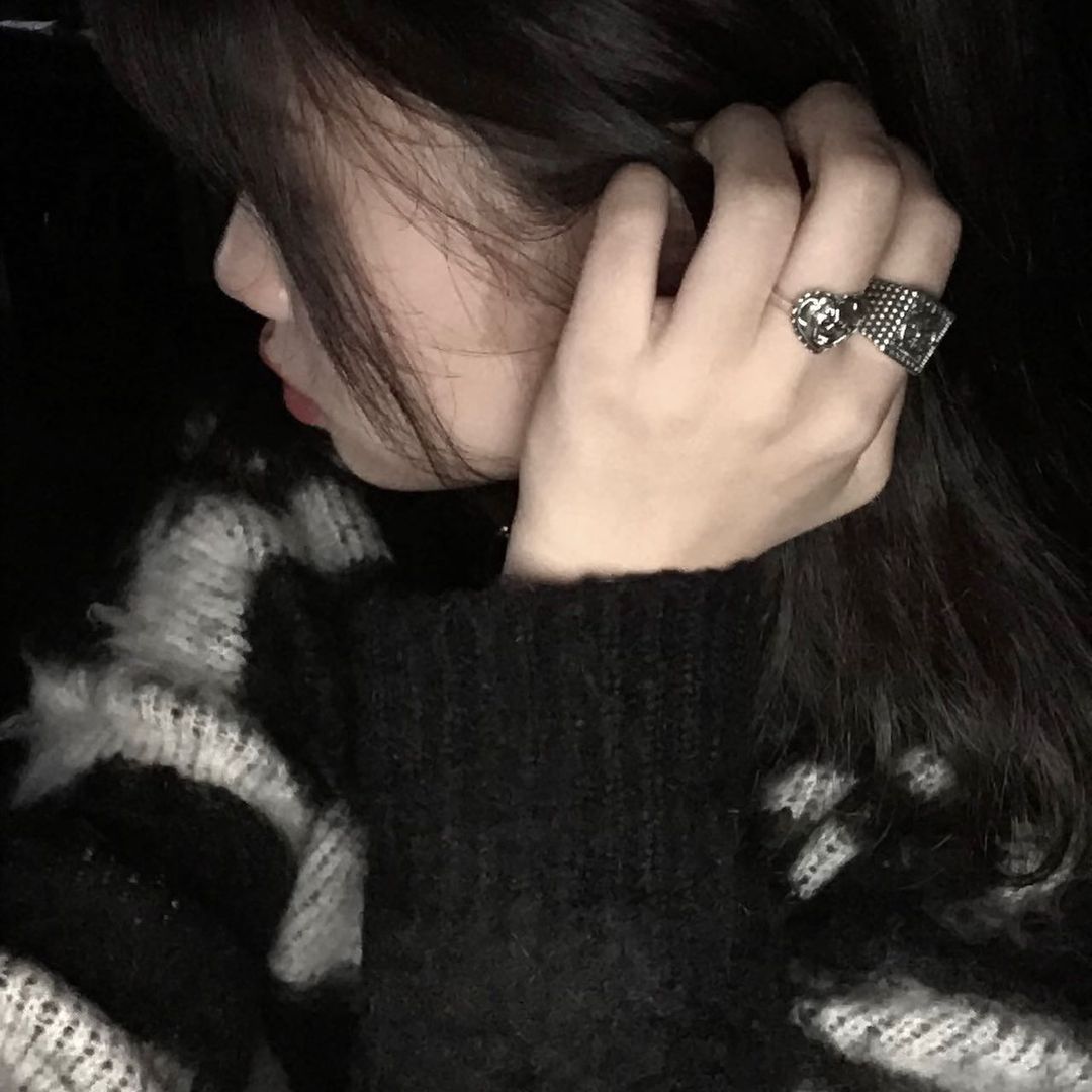 Instagram post by 정유진 • Jan 8, 2022 at 11:42am UTC