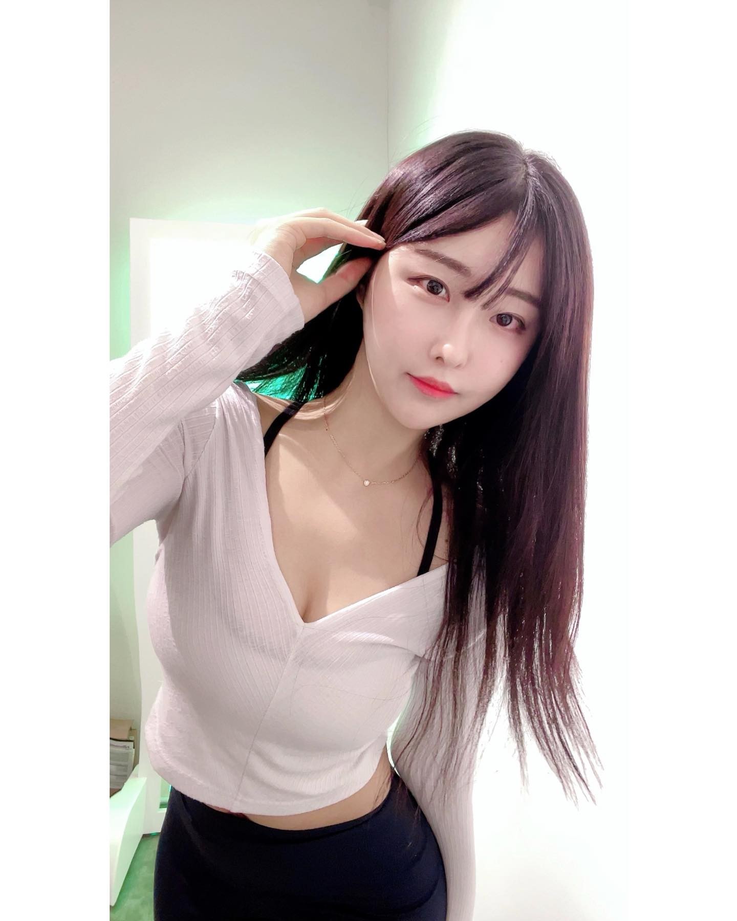거리두기 또 연장이라구????😣
우리 9시횐님들 못만나는중 😢
코로롱 멈춰 ✋🏻

#필라테스#필라테스강사#코로나#거리두기#서울