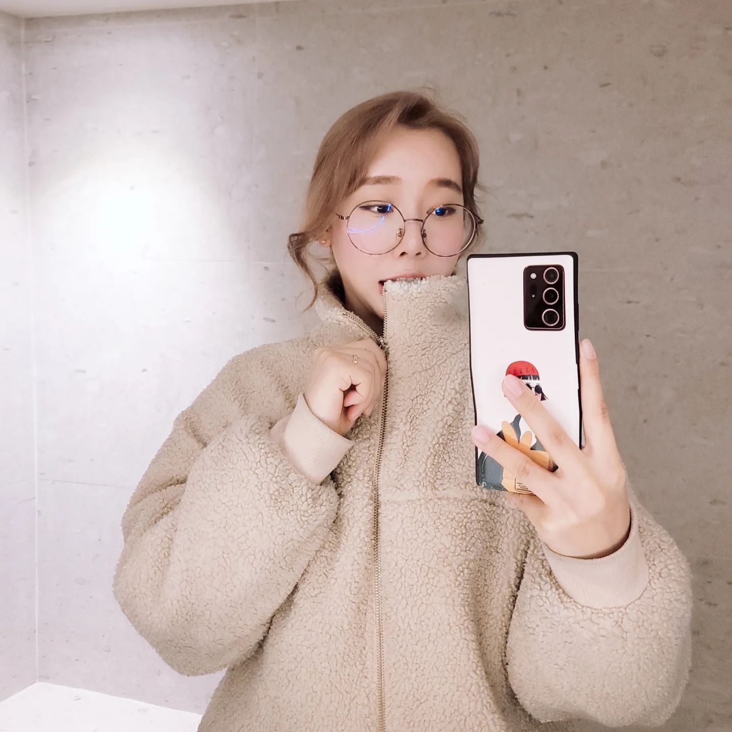 다들 안뇽😲
오랜만이래유~ (수줍☺️)