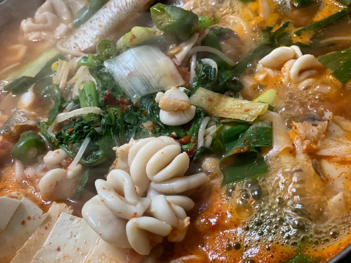 생태전골 맛집 🏡 
나 완전 반해부렀어🤩
쏘주를 마구마구 부르는 맛🍶🍾🍺
인천 산다면 강추추 👍
.
.
#생태전골#대구전골#내장볶음
#용인정#인천맛집#미추홀구맛집