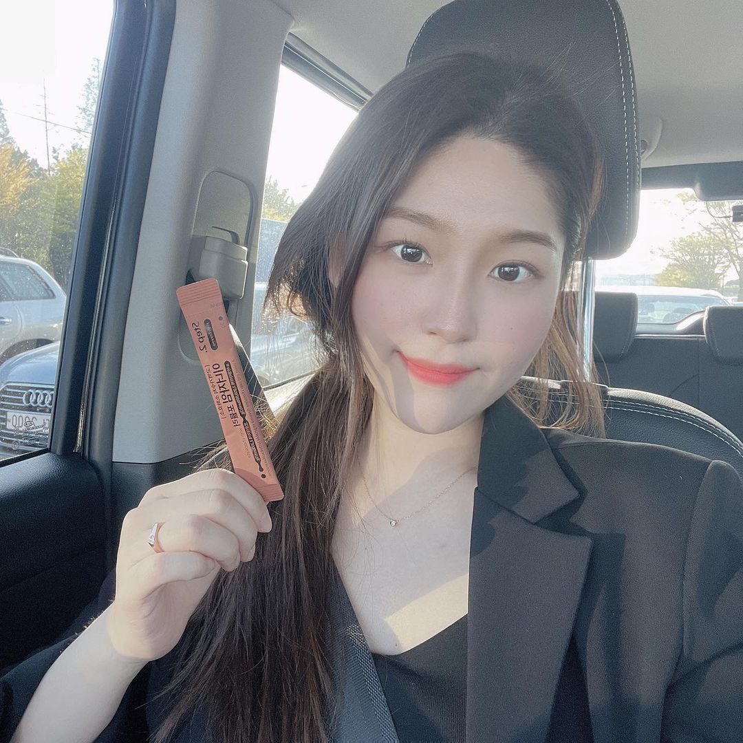 𝒽𝓊𝒾 𝓌𝑜𝓃 ღ on Instagram: “⠀ #협찬 ⠀ [eoe] 이너자임 포뮬러 ⠀ 울 인님들 초코맛 효소 보신 적 있나용..?🙊♥️ ⠀ 초코덕후인 저에게 딱 맞는 효소를 발견했지 뭐예요!! ⠀ 요새