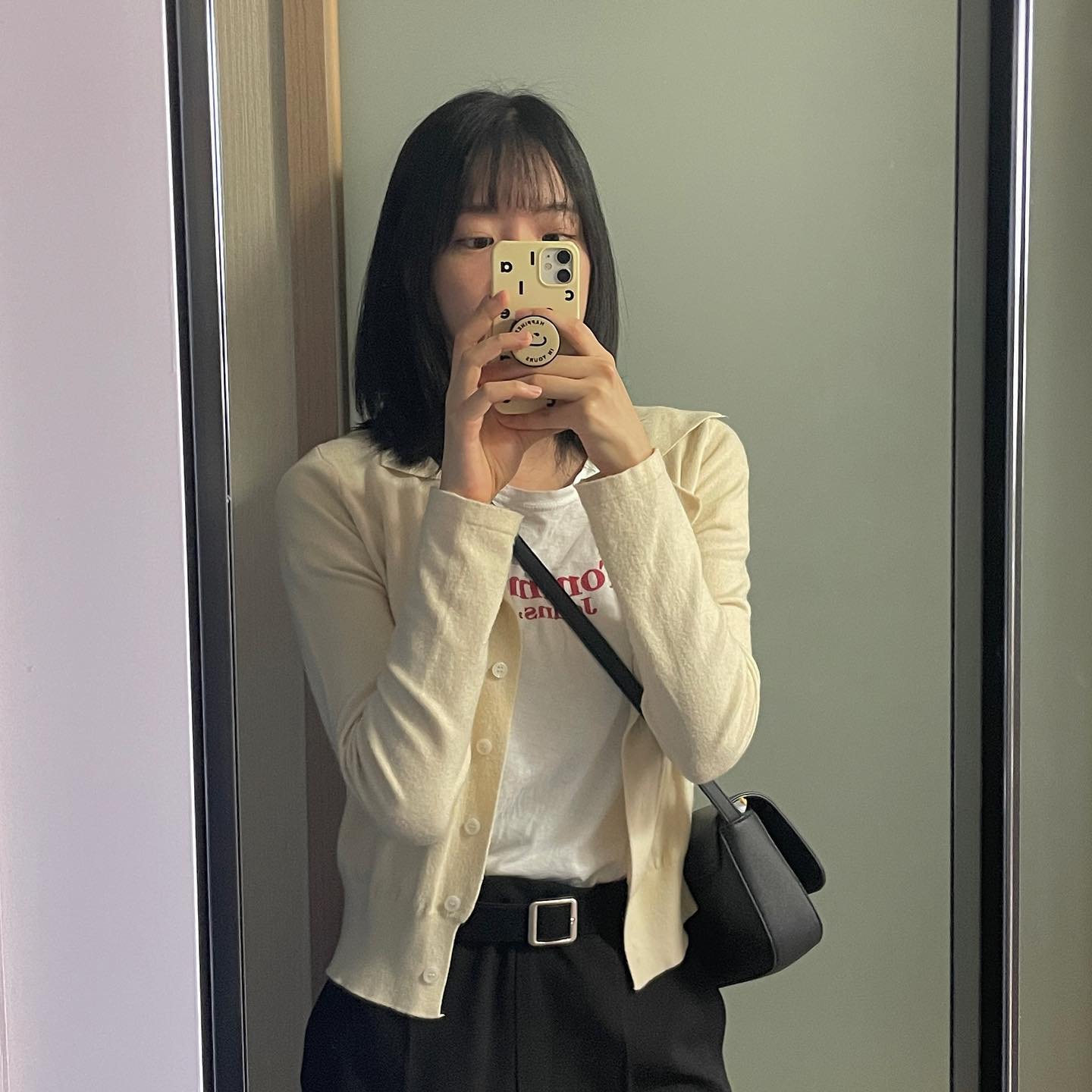 선선한 날씨엔 가디건 
오늘 찍은 노을사진도 함께,, ☁️