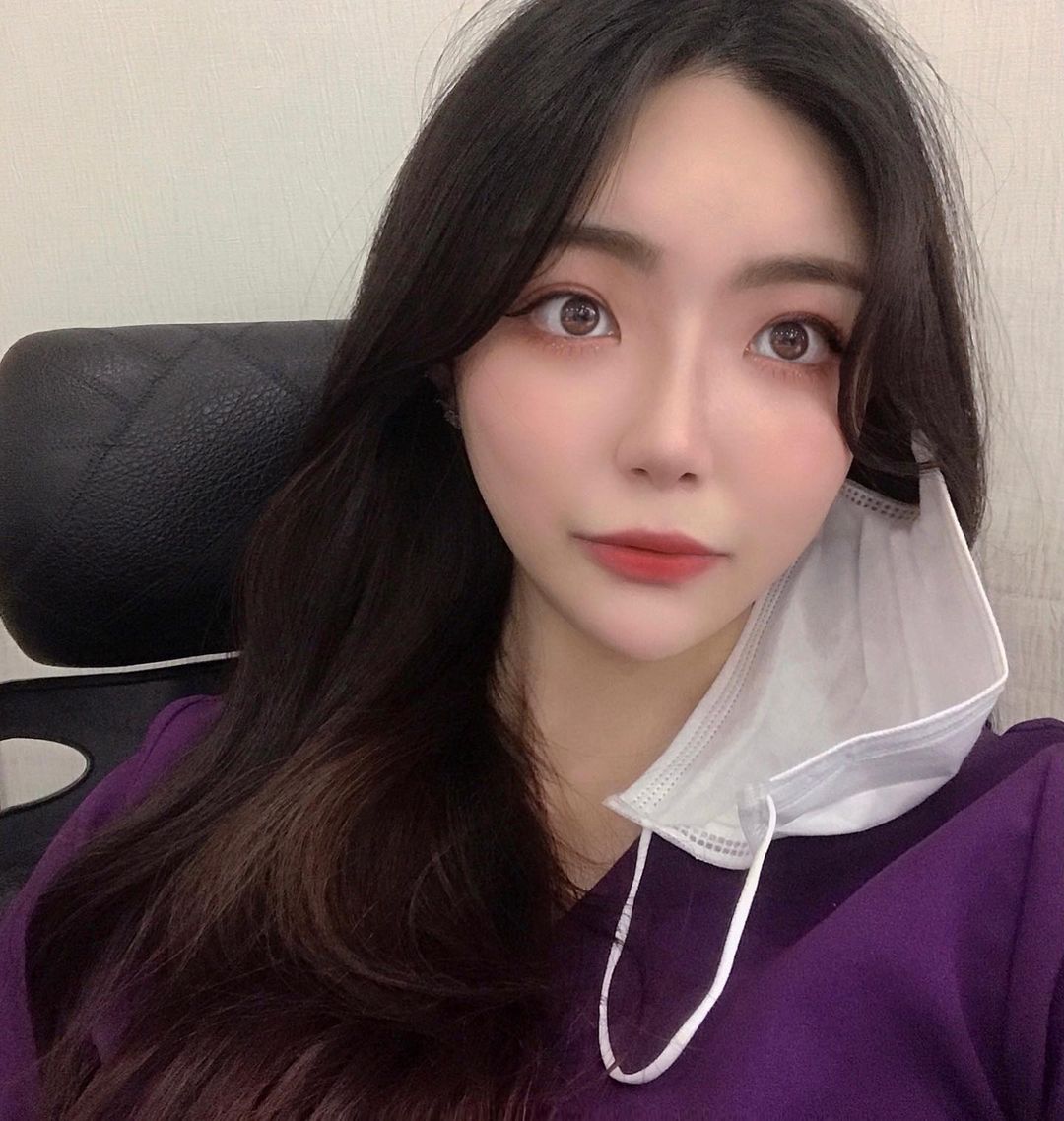 @malatango on Instagram: “#협찬 🍊리즈랩 마시는 콜라겐 🍊 장시간 마스크로 인해 건조해진 피부 리즈랩 콜라겐으로 채워주세요〰 피부 진피 3대요소 /콜라겐/엘라스틴/히알루론산 가득🥳 화
