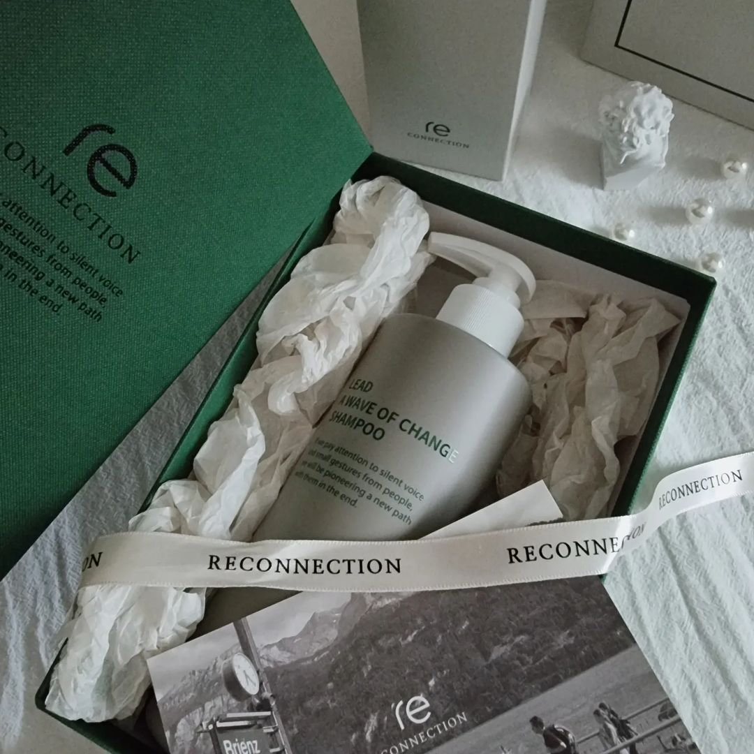 Account run by mom 👧 on Instagram: “#광고 @reconnection.official 출산 후에 머리가 빠지기 시작하더니 진짜 한 움큼씩 막 빠지더라구요 ~! 나름 , , 머리 숱 부자였는데 ,,,힝 이렇게 계속 지속되다보니