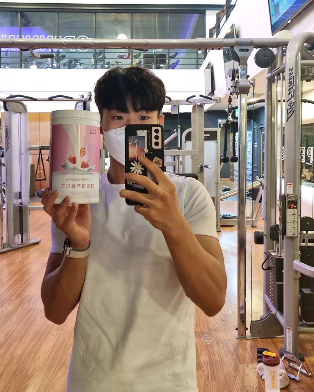 봉관 on Instagram: “#광고 #협찬 #다이어트쉐이크 ❇프로틴 스토리- 단백질 다이어트 쉐이크!! ✔다이어트 하시는분들 추천!! ❇식사대용‼️ 굶으면서 하는 다이어트 ❌ 맛있게 먹으면서 건
