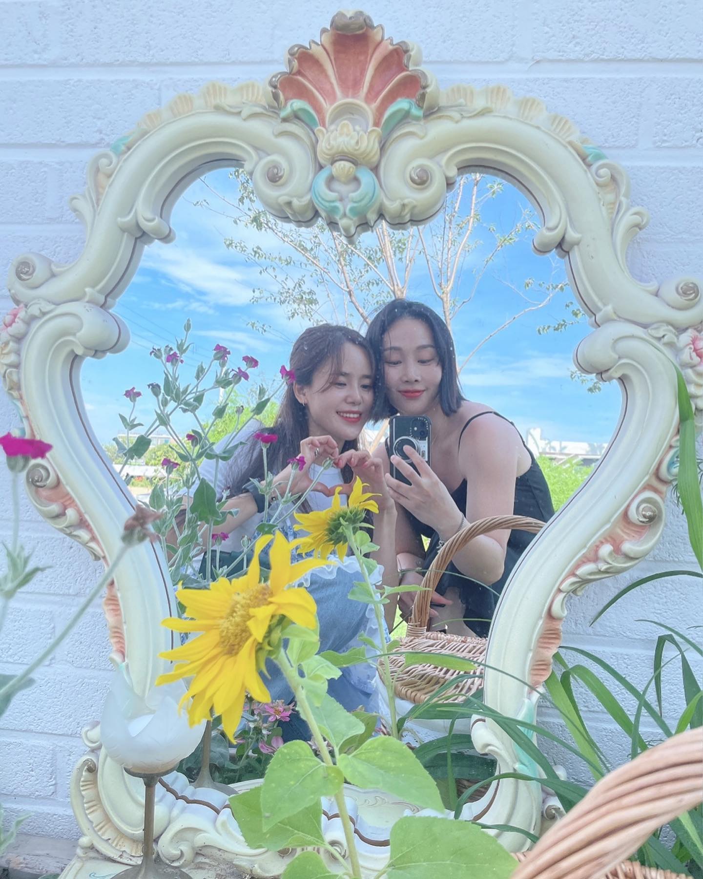 ⭐️
고성가서 같이 달리자고 해놓고 다쳐와서 미안..
나 대신 포미런이랑 달려줘서 고마워🥹
바베큐파티에서 노래 불러줘서 고마워🤣
내 친구들이랑 잘 놀아줘서 너무 고마워😘

또 놀러갈게

다들 고성가서 annetree_cafe 커피마시고 
서핑하러가세요!!!bk_surf ❤️