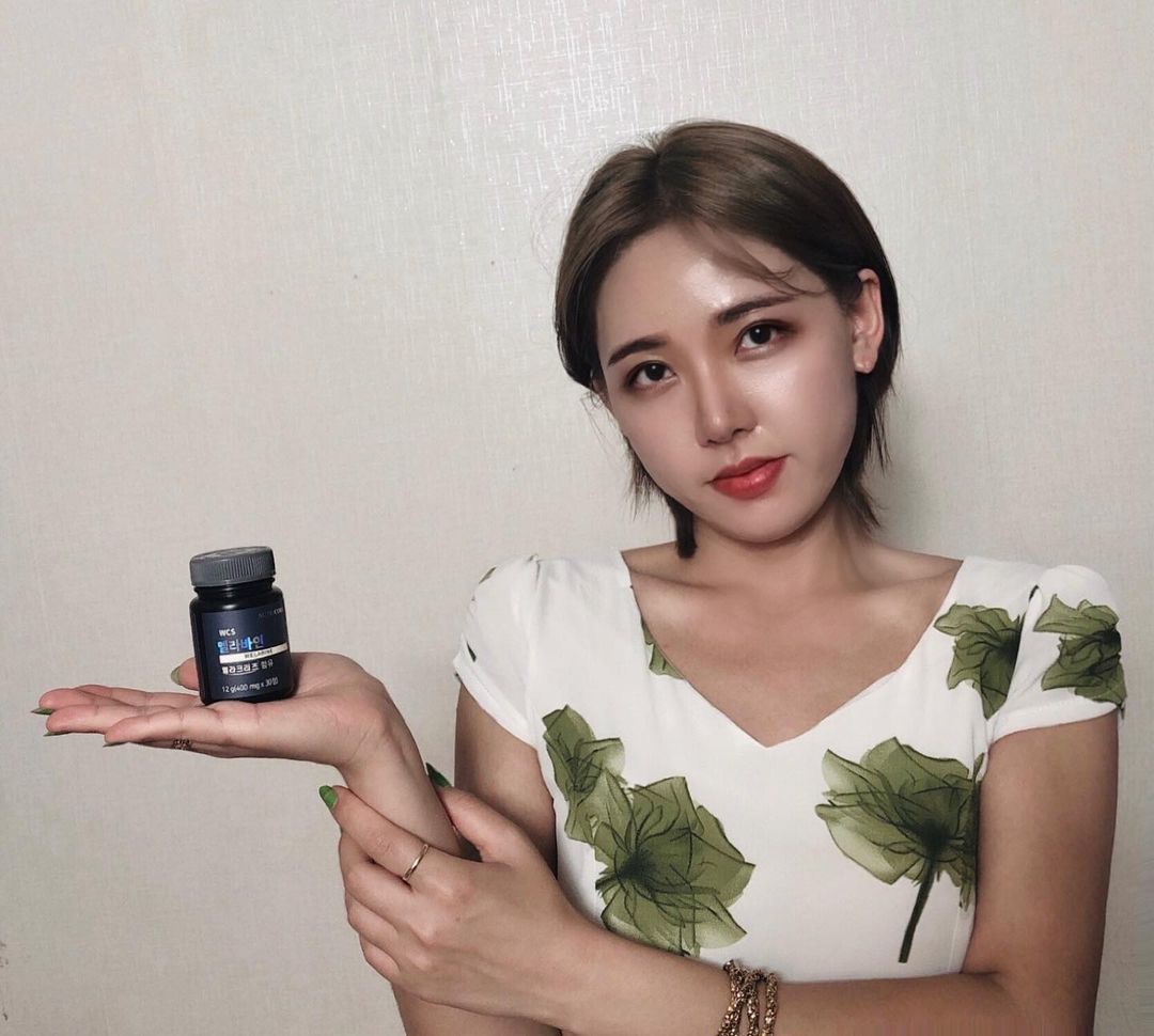 재영🇰🇷☕️📖🎤🎥 on Instagram: “✔️ 👉 1정 당 멜라크리즈 120mg 투입 👉 100% 식물성 포뮬러 멜라크리즈 👉 편안한 휴식을 위한 시너지 원료 3종 함유 👉 식물성 멜라토닌 1정 당 1mg